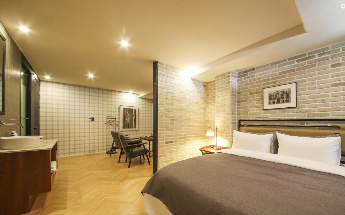Brown Dot Hotel Gwangan Beach Busan Eksteriør billede